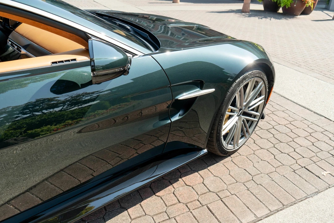 2026 Aston Martin V8 Vantage (2019+) - Image 7 of 21