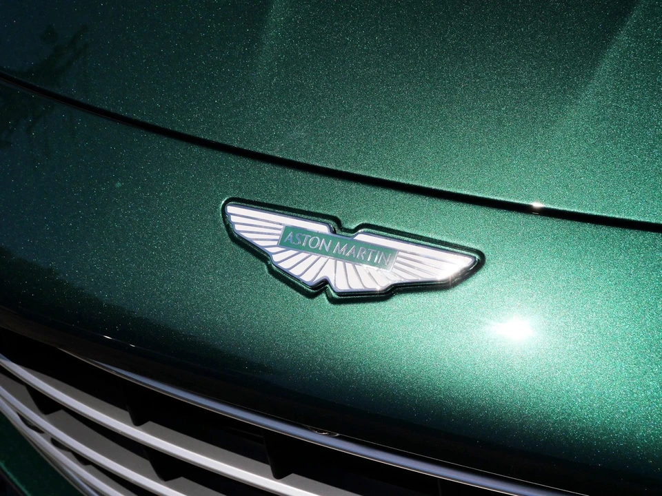 2026 Aston Martin Vantage - Image 15 of 27