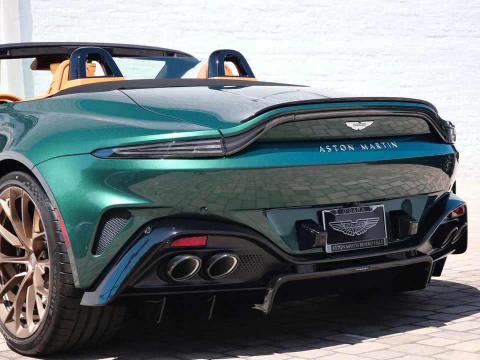 2026 Aston Martin Vantage - Image 8 of 27