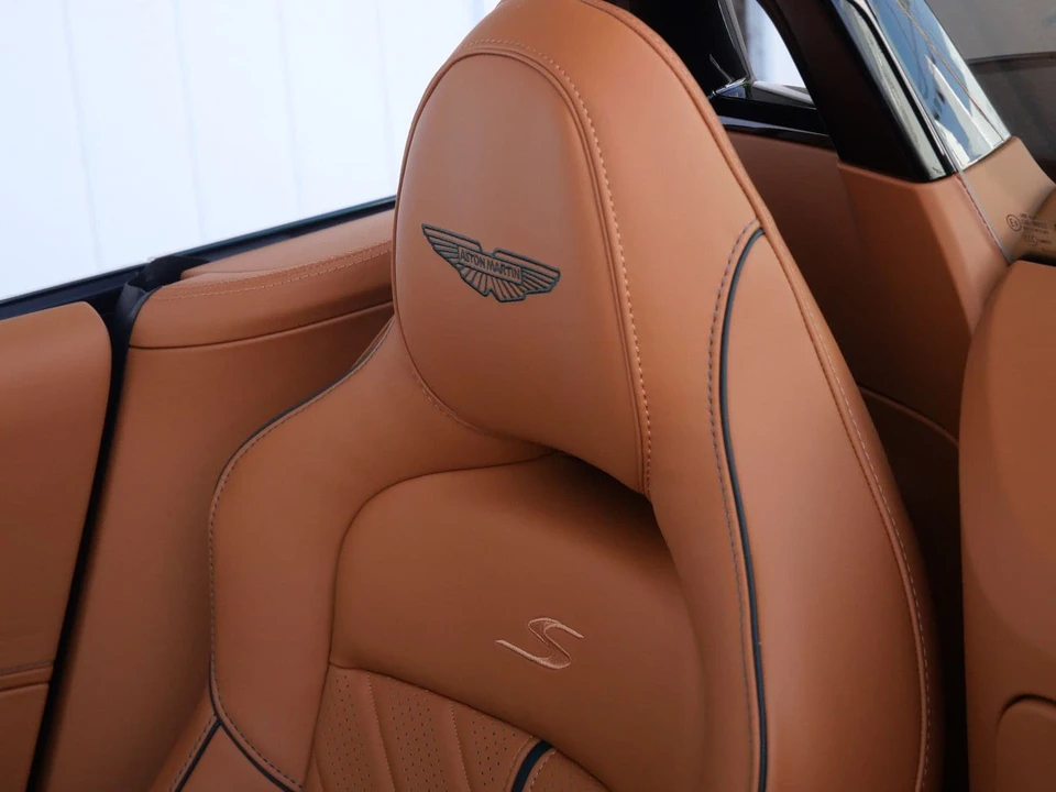 2026 Aston Martin Vantage - Image 5 of 27