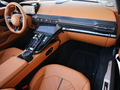 2026 Aston Martin Vantage - Image 3 of 27