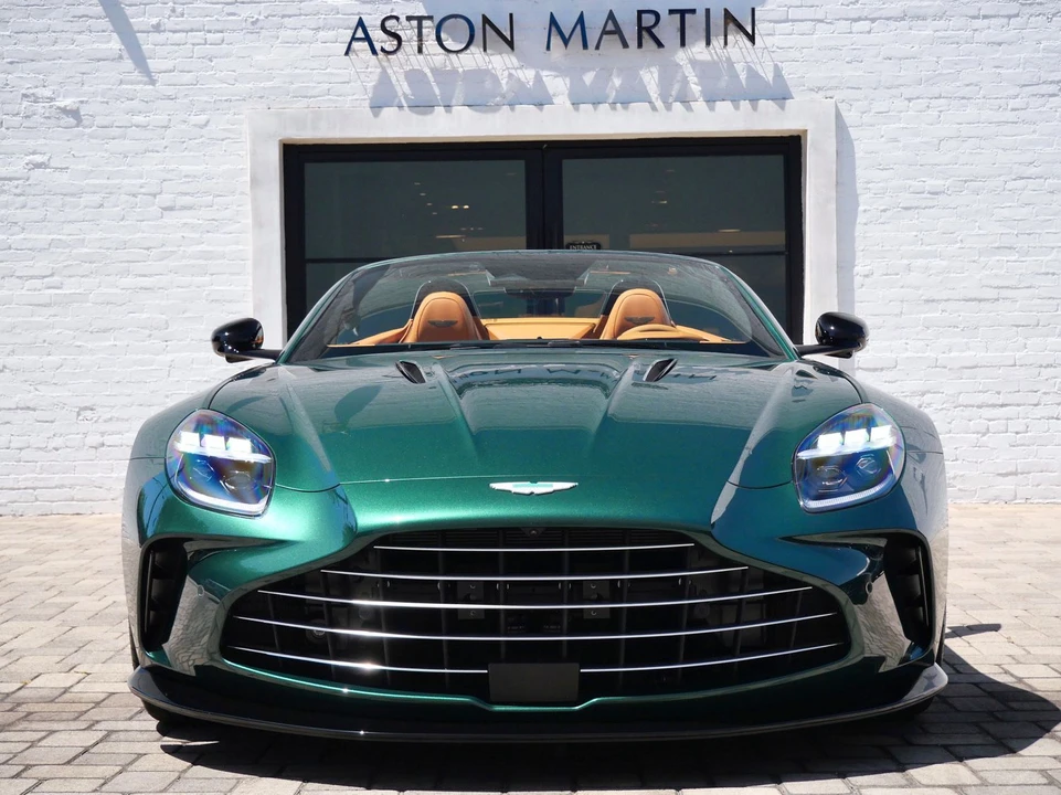 2026 Aston Martin Vantage - Image 7 of 27