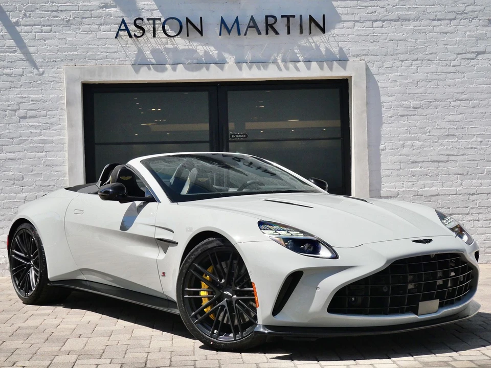 2026 Aston Martin Vantage - Image 1 of 28