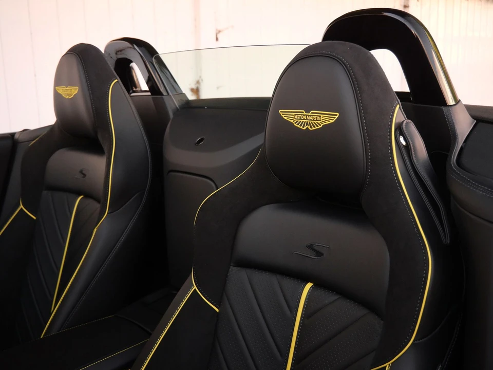 2026 Aston Martin Vantage - Image 5 of 28