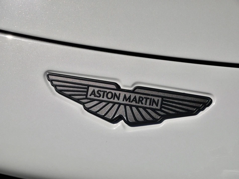 2026 Aston Martin Vantage - Image 15 of 28
