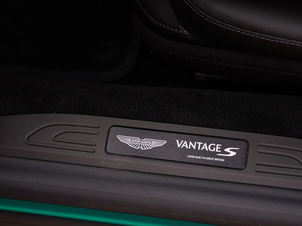2026 Aston Martin V8 Vantage (2019+) - Image 21 of 25