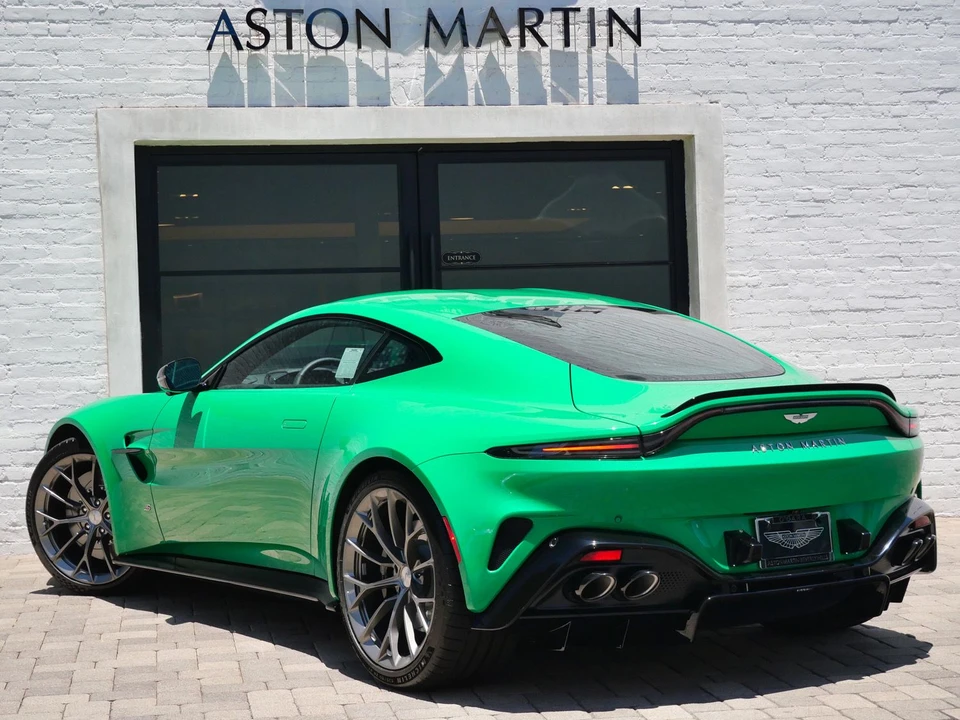 2026 Aston Martin Vantage - Image 3 of 27
