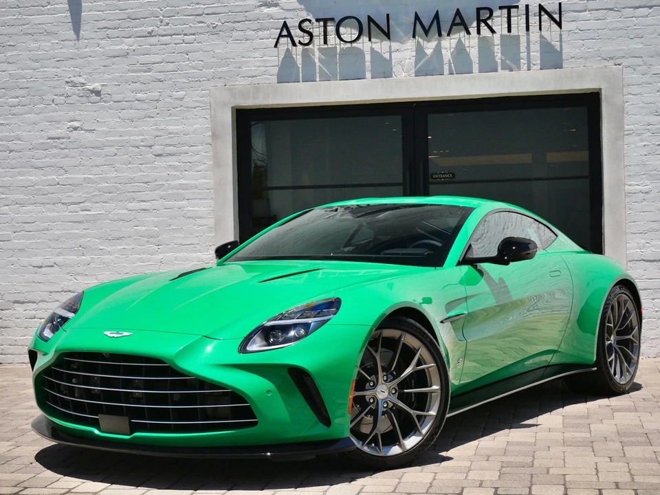 2026 Aston Martin Vantage - Image 18 of 27