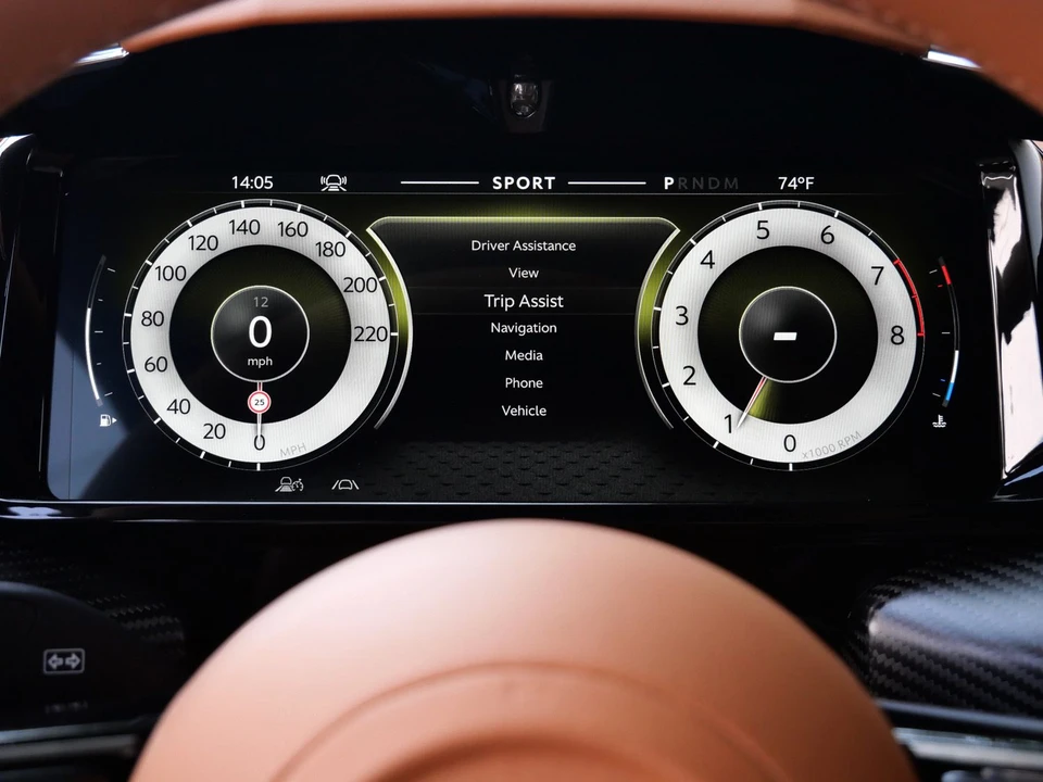 2026 Aston Martin V8 Vantage (2019+) - Image 6 of 26