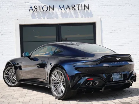 2026 Aston Martin V8 Vantage (2019+) - Image 2 of 26