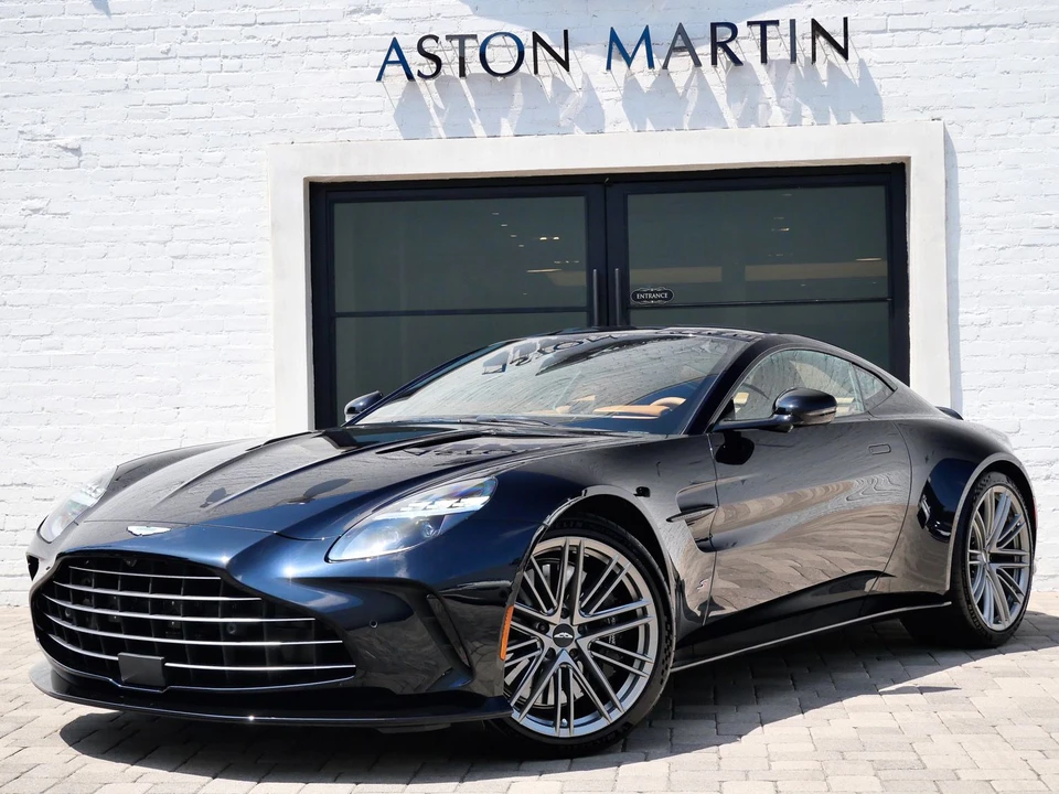 2026 Aston Martin V8 Vantage (2019+) - Image 23 of 26