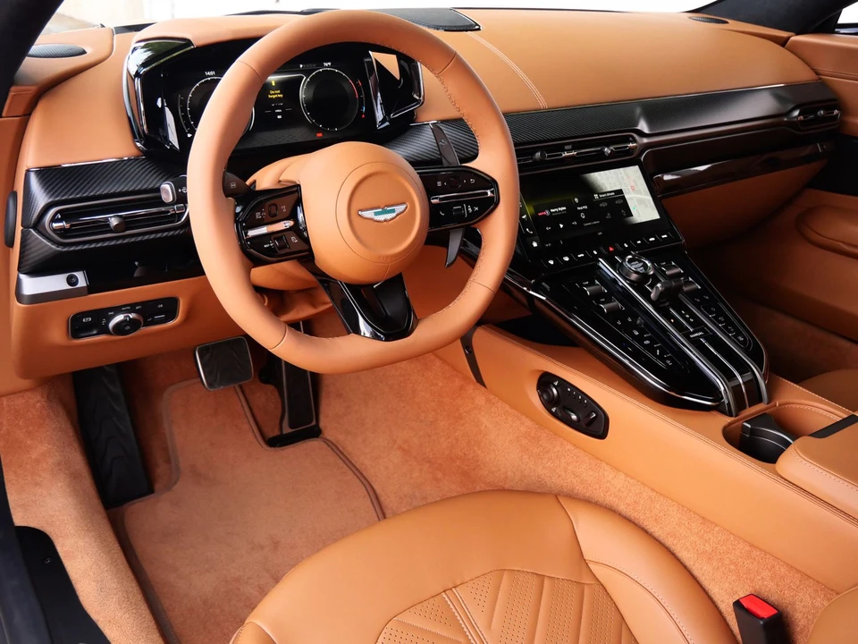 2026 Aston Martin V8 Vantage (2019+) - Image 3 of 26