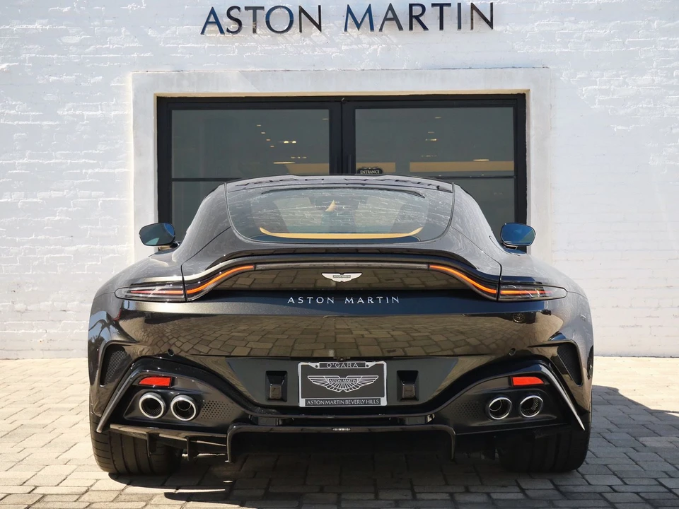 2026 Aston Martin V8 Vantage (2019+) - Image 26 of 27