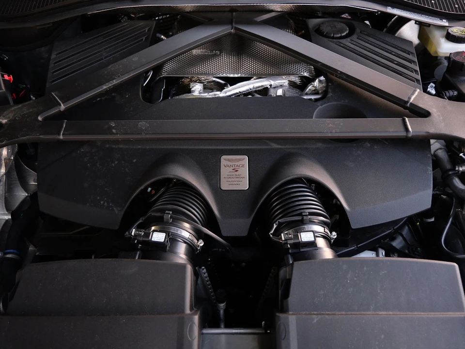 2026 Aston Martin V8 Vantage (2019+) - Image 20 of 27