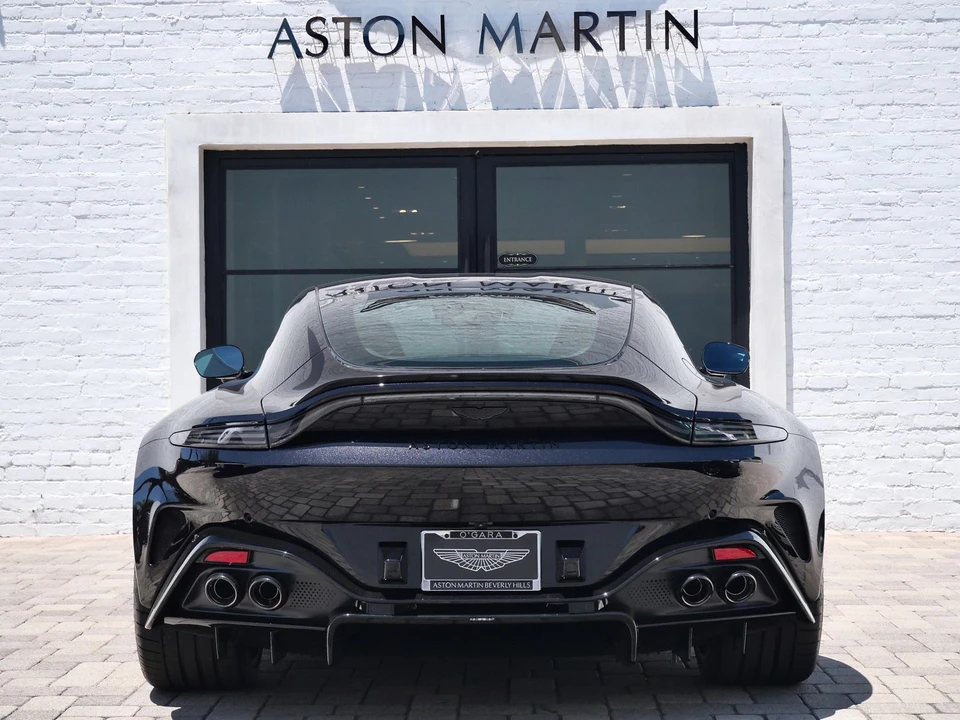 2026 Aston Martin V8 Vantage (2019+) - Image 17 of 26