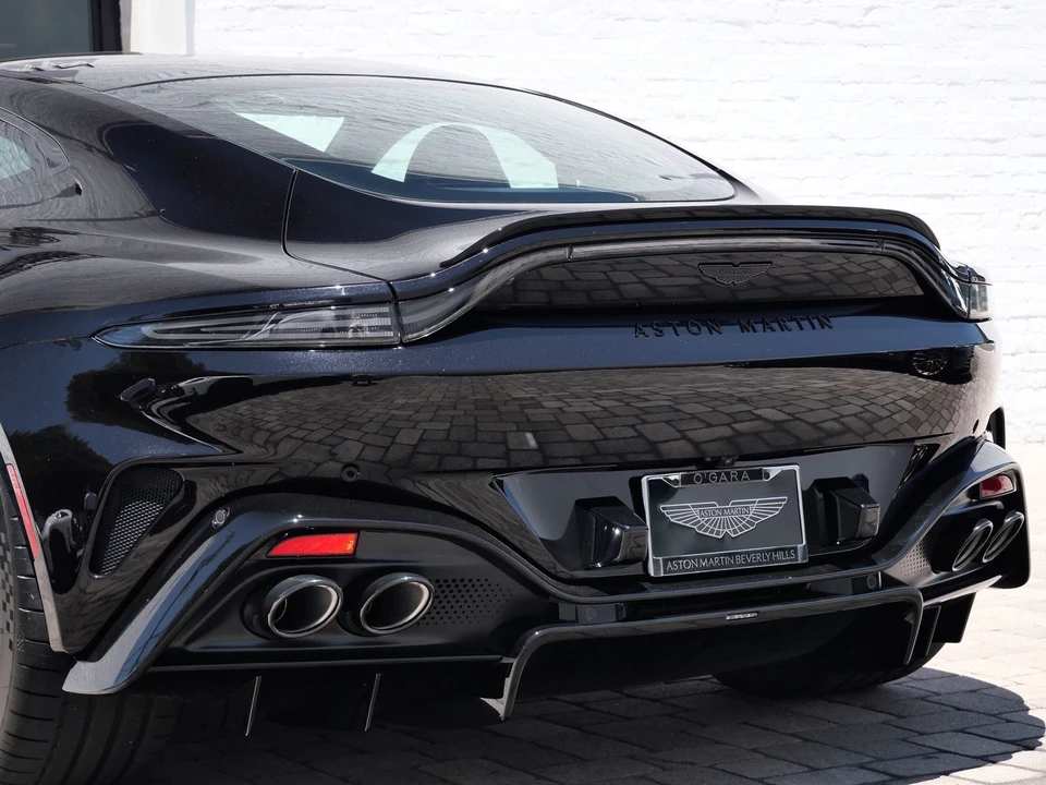 2026 Aston Martin V8 Vantage (2019+) - Image 8 of 26