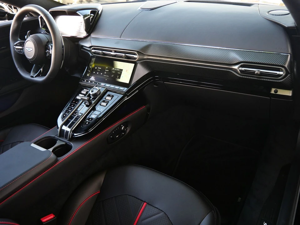 2026 Aston Martin V8 Vantage (2019+) - Image 23 of 26