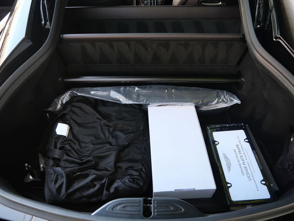 2026 Aston Martin V8 Vantage (2019+) - Image 25 of 26