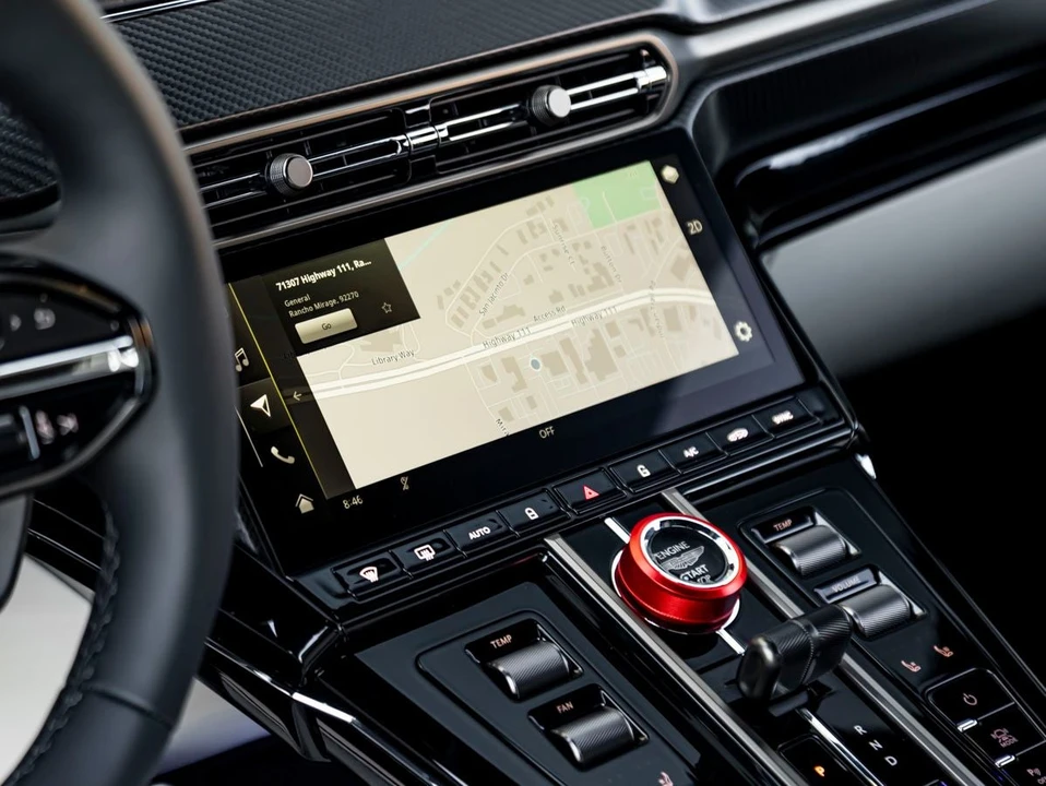 2026 Aston Martin V8 Vantage (2019+) - Image 22 of 31