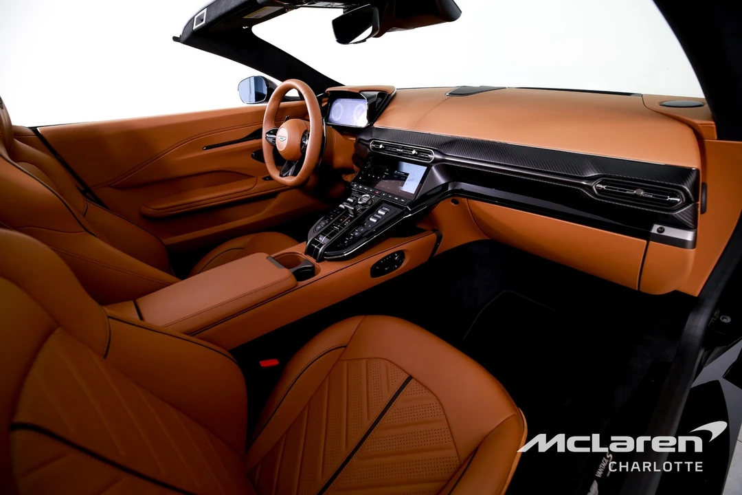 2026 Aston Martin V8 Vantage (2019+) - Image 21 of 31