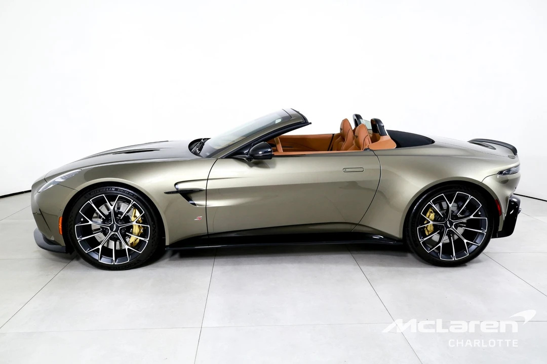 2026 Aston Martin V8 Vantage (2019+) - Image 6 of 31