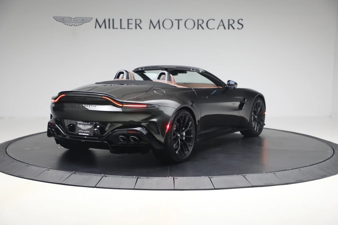 2026 Aston Martin V8 Vantage (2019+) - Image 8 of 31