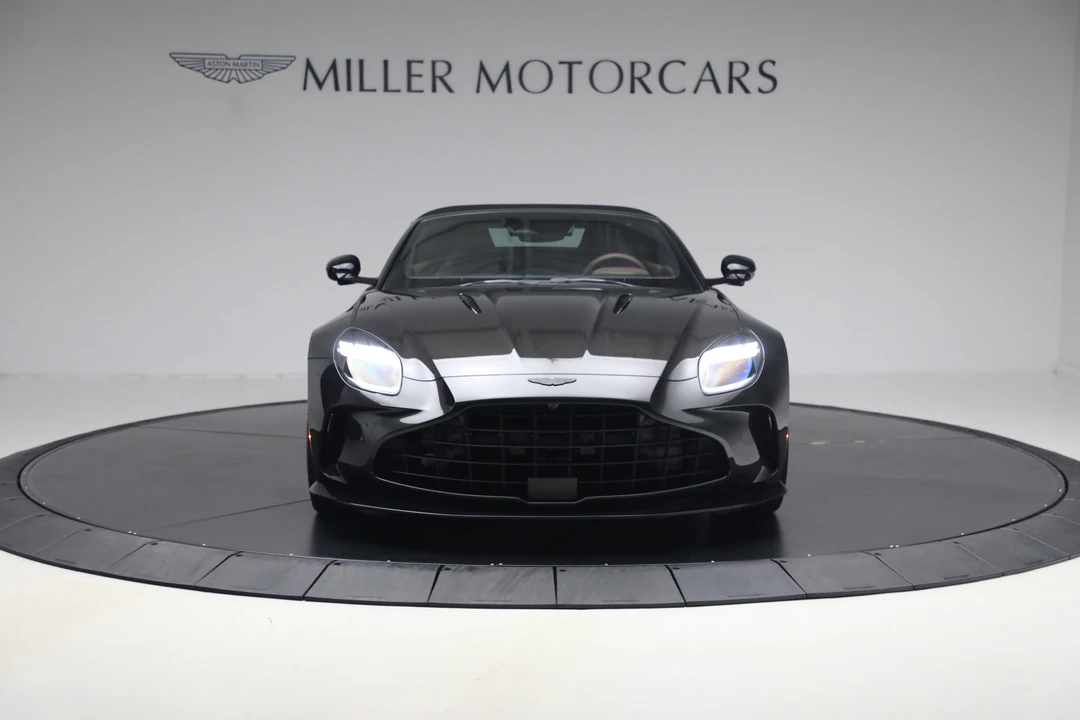 2026 Aston Martin V8 Vantage (2019+) - Image 25 of 31