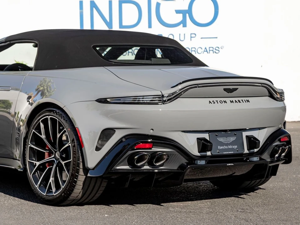 2026 Aston Martin V8 Vantage (2019+) - Image 12 of 31
