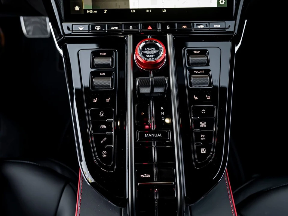 2026 Aston Martin V8 Vantage (2019+) - Image 22 of 31
