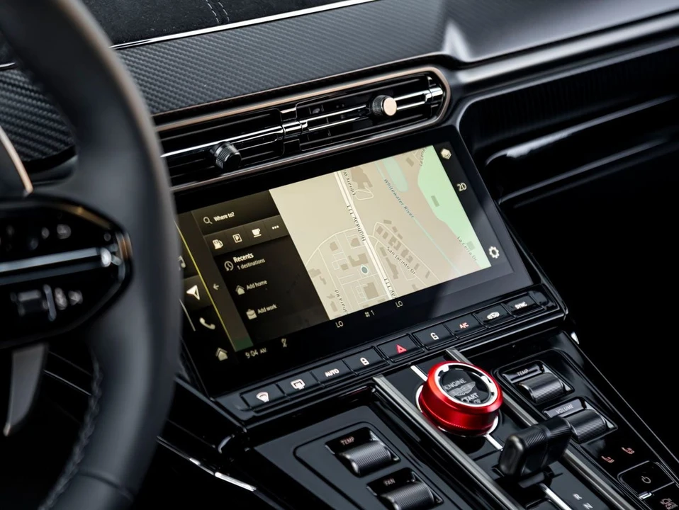 2026 Aston Martin V8 Vantage (2019+) - Image 23 of 31