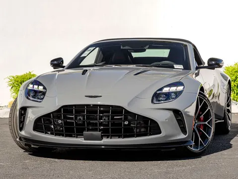 2026 Aston Martin V8 Vantage (2019+) - Image 2 of 31