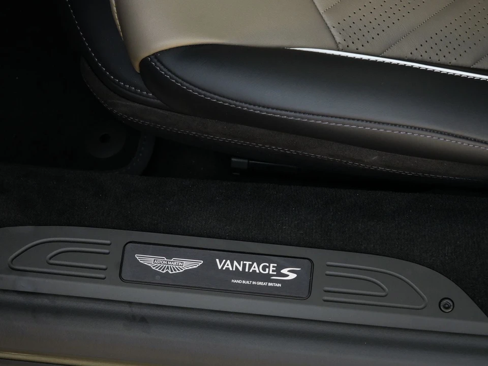 2026 Aston Martin V8 Vantage (2019+) - Image 22 of 27