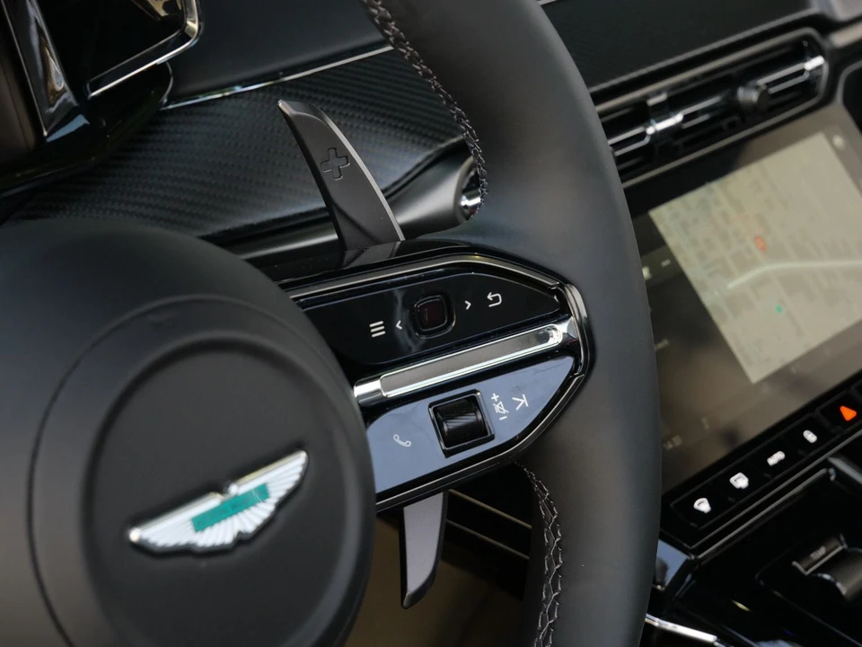 2026 Aston Martin V8 Vantage (2019+) - Image 20 of 27