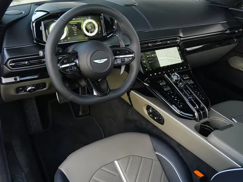 2026 Aston Martin V8 Vantage (2019+) - Image 3 of 27