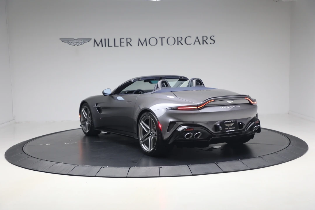 2026 Aston Martin V8 Vantage (2019+) - Image 6 of 31