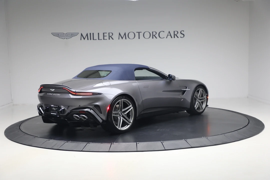 2026 Aston Martin V8 Vantage (2019+) - Image 18 of 31
