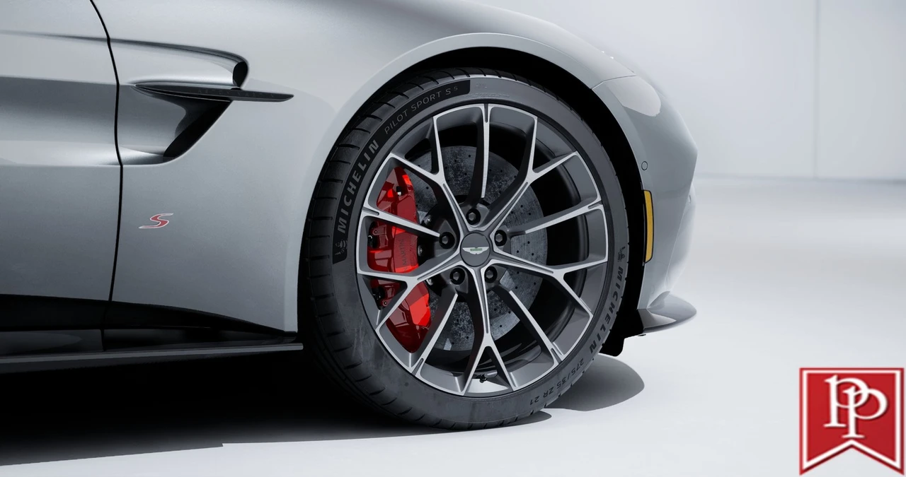 2026 Aston Martin V8 Vantage (2019+) - Image 4 of 13