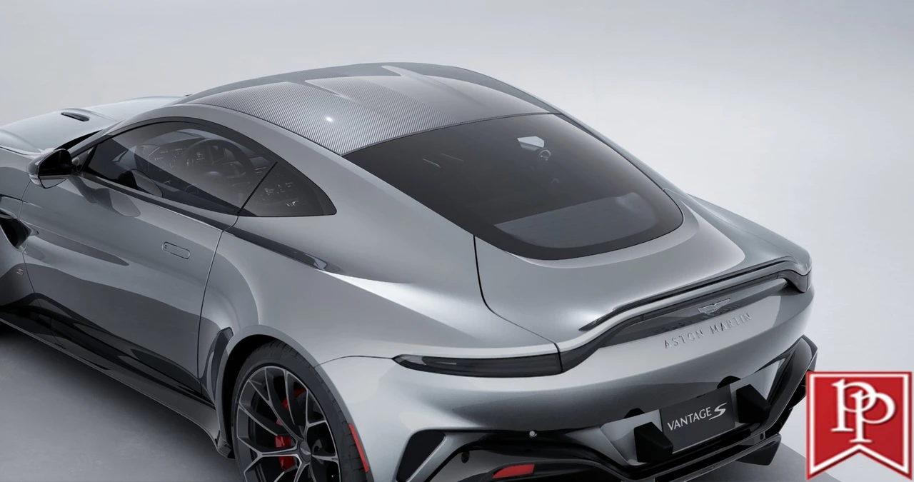 2026 Aston Martin V8 Vantage (2019+) - Image 9 of 13