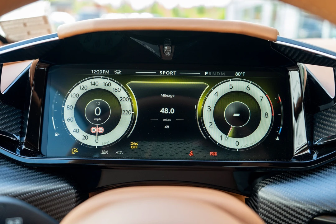 2026 Aston Martin V8 Vantage (2019+) - Image 5 of 31