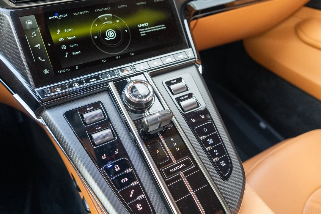 2026 Aston Martin V8 Vantage (2019+) - Image 20 of 31