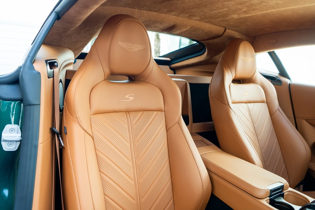 2026 Aston Martin V8 Vantage (2019+) - Image 29 of 31