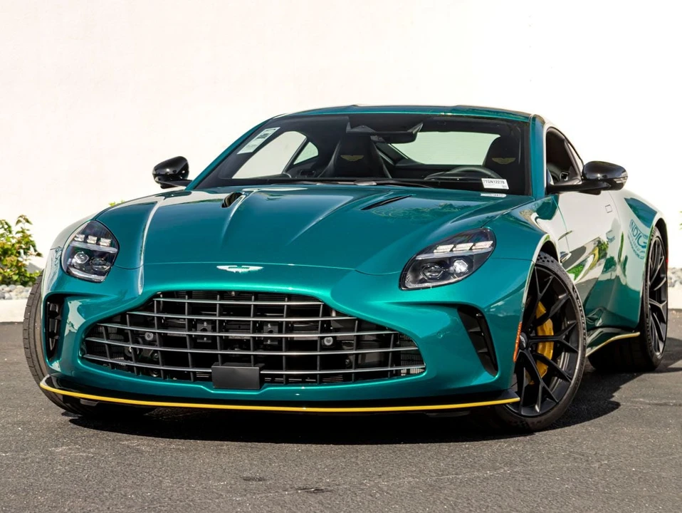 2026 Aston Martin Vantage - Image 1 of 31