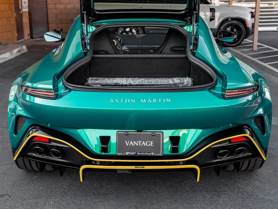 2026 Aston Martin Vantage - Image 24 of 31