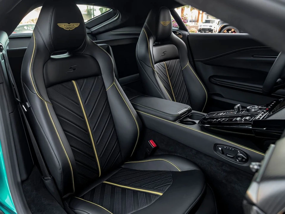 2026 Aston Martin Vantage - Image 27 of 31