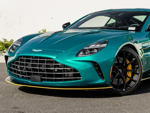 2026 Aston Martin Vantage - Image 2 of 31