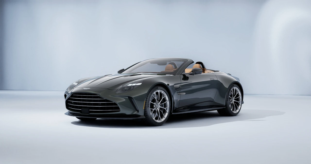 2026 Aston Martin Vantage - Image 1 of 13
