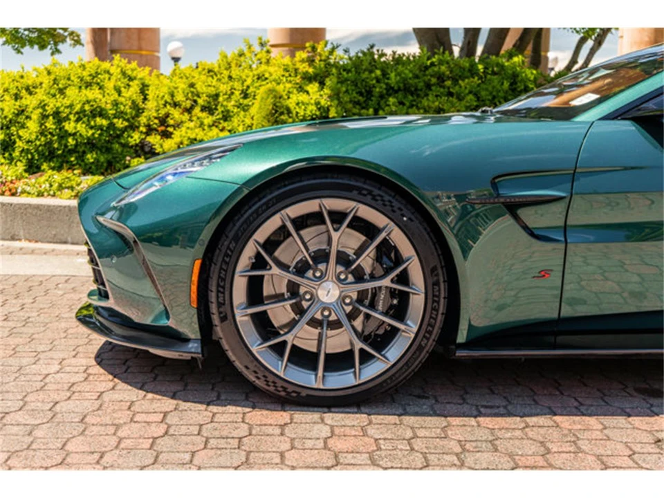 2026 Aston Martin V8 Vantage (2019+) - Image 4 of 12