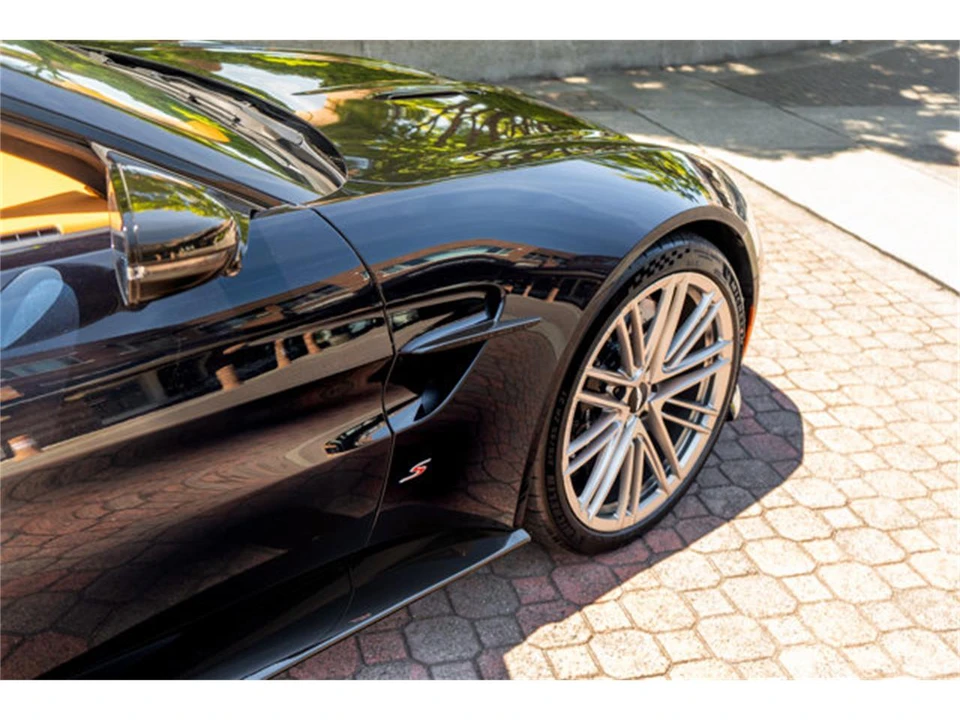 2026 Aston Martin V8 Vantage (2019+) - Image 9 of 12