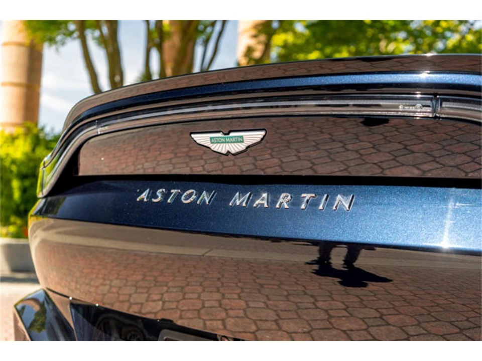 2026 Aston Martin V8 Vantage (2019+) - Image 8 of 12