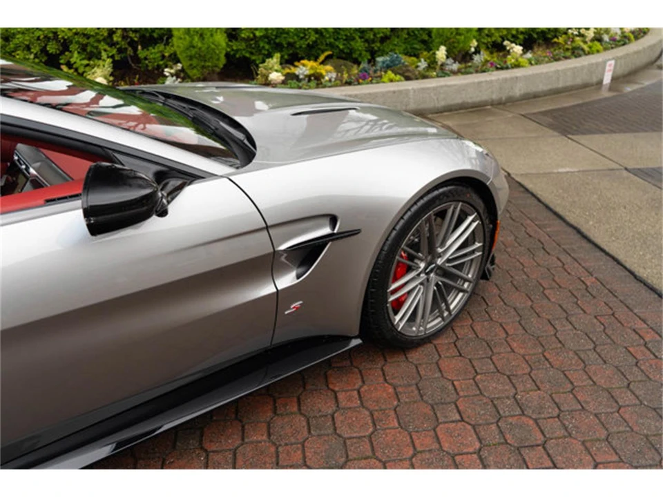 2026 Aston Martin V8 Vantage (2019+) - Image 8 of 12